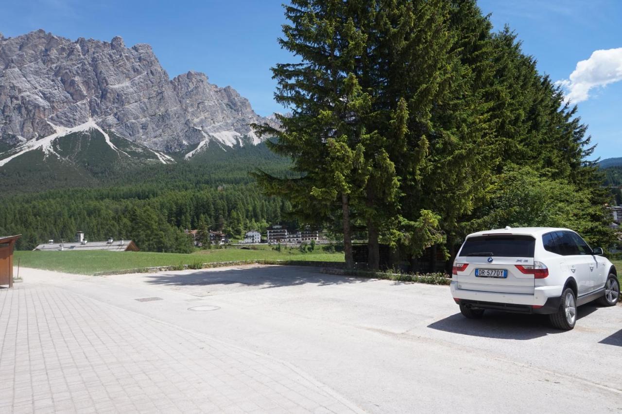 Cadin Apartment Cortina dʼAmpezzo Dış mekan fotoğraf