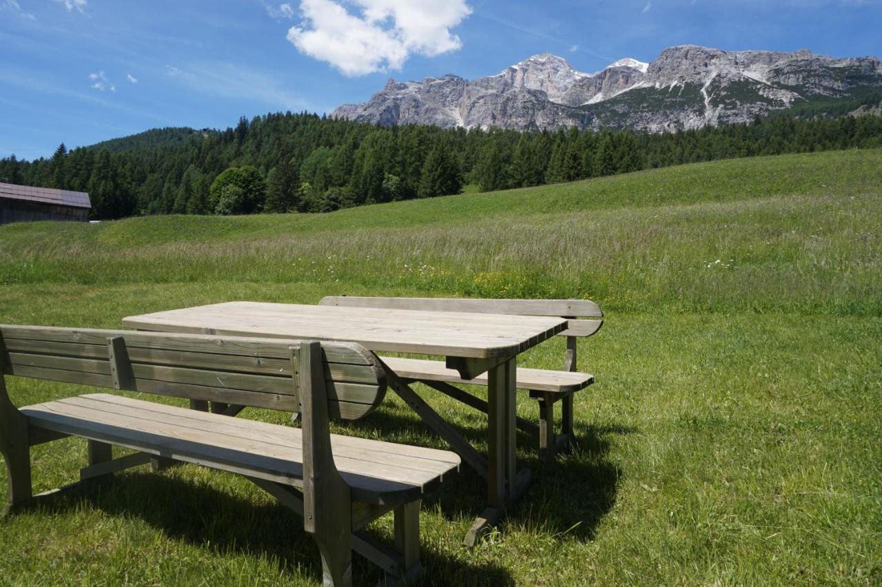 Cadin Apartment Cortina dʼAmpezzo Dış mekan fotoğraf
